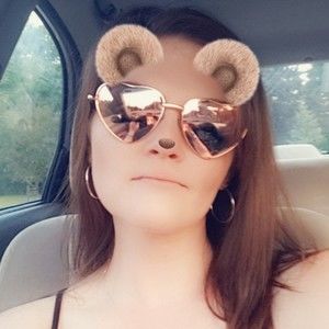 Meet your Posher, Mckenzie